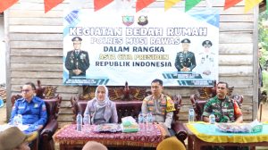 Peduli Sesama Sekaligus Sukseskan Program Presiden RI, Kapolres Musi Rawas Bersama Bupati, Bedah Rumah Warga