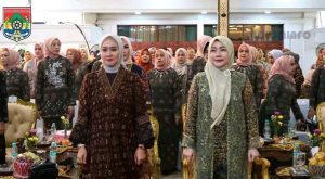 Ketua TP PKK dan Ketua DWP Kota Lubuk Linggau Hadiri Peringatan Hari Kartini Tingkat Provinsi Sumsel 2025