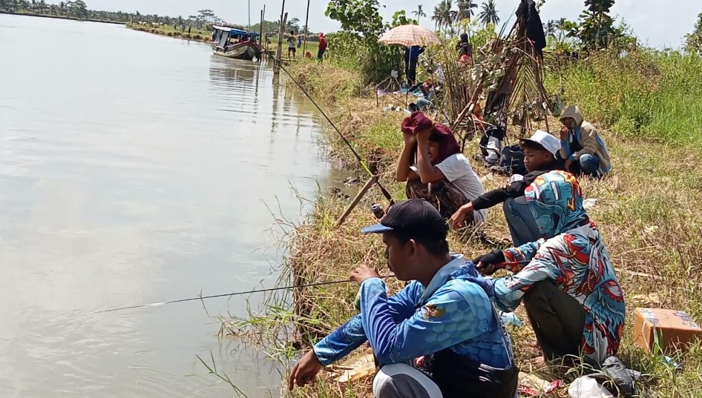 Semarak Lomba Mancing Barramundi Warnai HUT ke-79 Kodam III/Siliwangi di Sungai Citanduy
