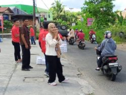 Drektur Rokok Jambu RCA Berbagi Jumat Berkah