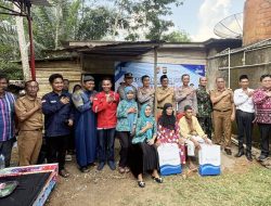 Sentuhan Kemanusiaan, Polres Musi Rawas Bersama Pemda Bedah Rumah Warga Desa Batu Bandung