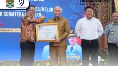 Wali kota Lubuklinggau Terima Penghargaan dari Kemenkum  ‎