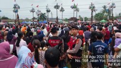 Lomba Panjat Pinang HUT RI ke-80, di Lapangan Eks Pemda Musi Rawas, Polsek Linggau Timur l Polres Lubuk Linggau Berhasil Menjaga Keamanan dan Ketertiban